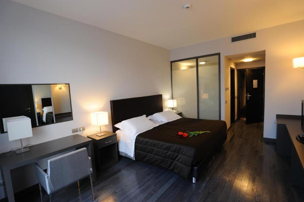 Park Hotel Sporting Teramo Εξωτερικό φωτογραφία